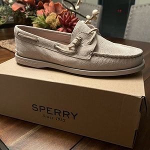 Brand new Sperry shoes